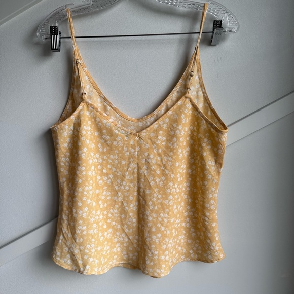 Abercrombie Fitch Yellow White Floral Spaghetti Strap Tank Top Scoop Neck sizeM - Picture 3 of 4